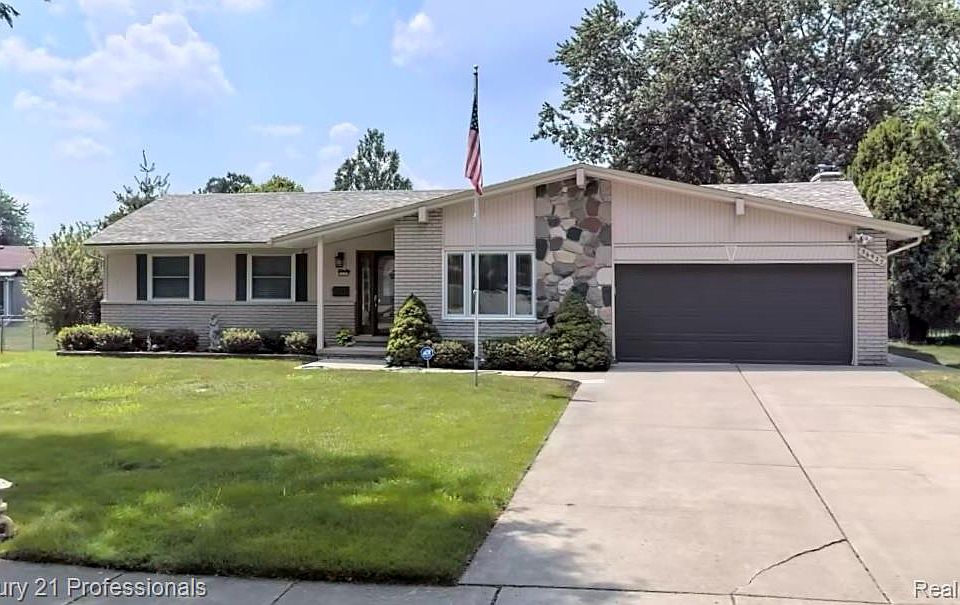 1st image of 36927 Munger Dr
