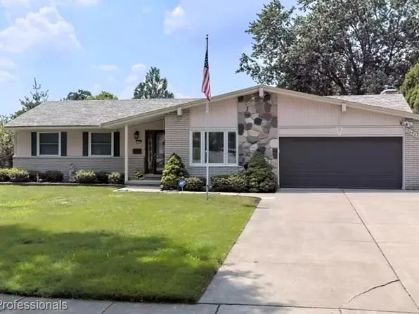 36927 Munger Dr, Livonia, MI 48154