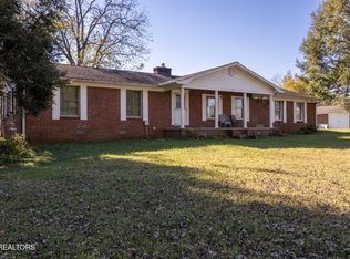 313 Bryson St, Athens, TN 37303