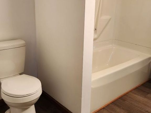 5th image of 330 W Napier Ave #330