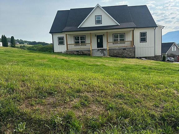 3rd image of 451 Hudlow Rd