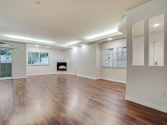 2nd image of 1742 Federal Ave Unit 103