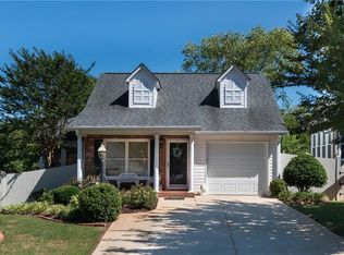 114 Magnolia Ln, Pendleton, SC 29670