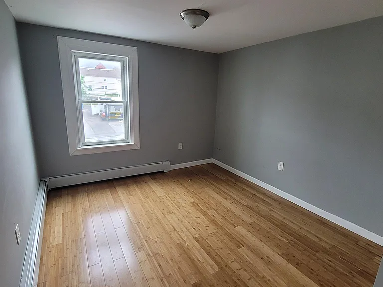 241 Appleton St #4 — Photo 5