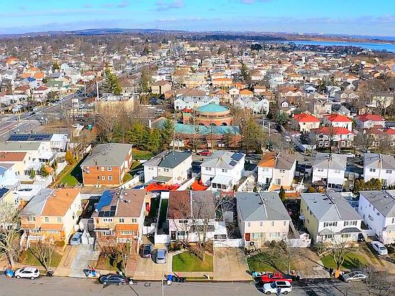 4th image of 465 Retford Ave