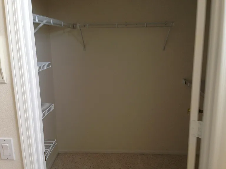 10045 Netherton Dr — Photo 5