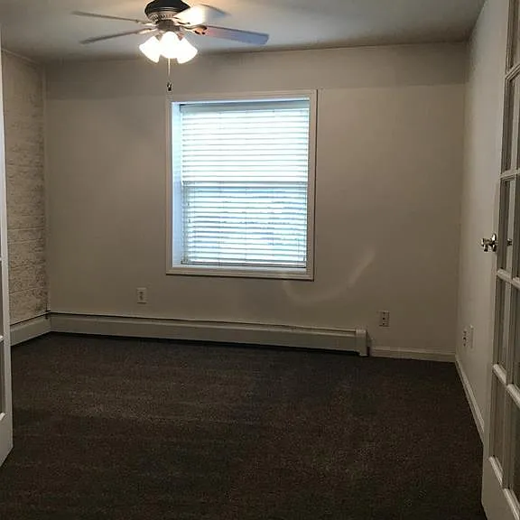 109 Floral Ave — Photo 11