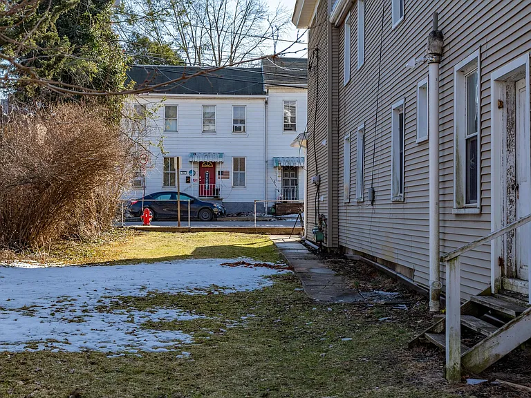 113 W Mahoning St #101 — Photo 8