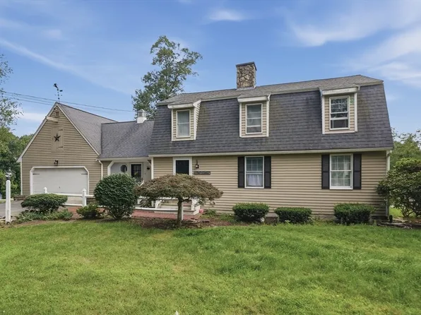 251 Mendon St, Blackstone, MA 01504