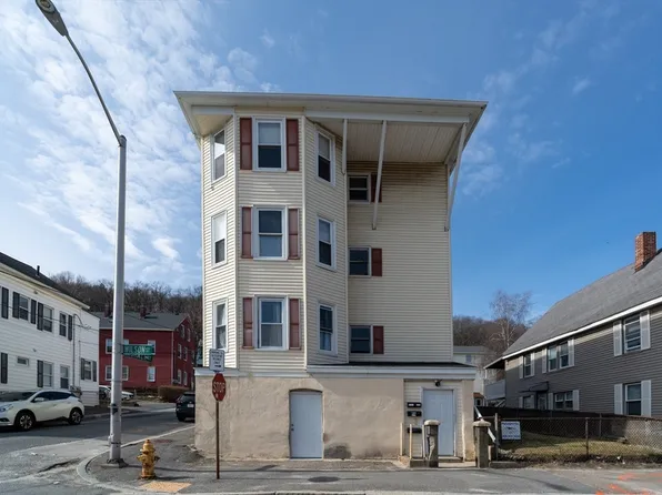 39 Wilson St, Worcester, MA 01604