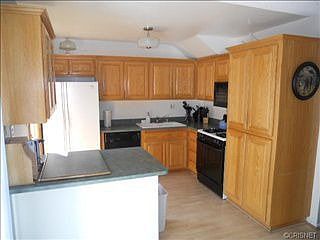 5th image of 17151 Roscoe Blvd Unit 4