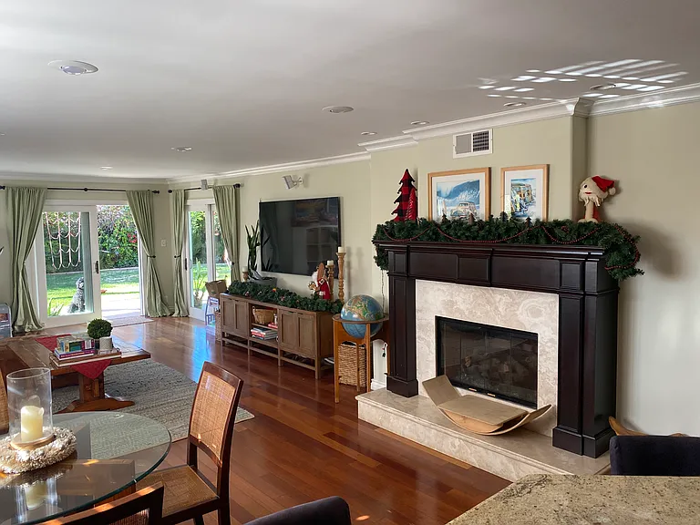 2301 Valley Dr — Photo 17