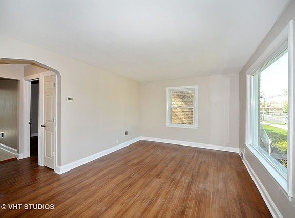 2nd image of 3330 N Olcott Ave
