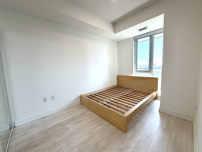 225 Sumach St S #1801 — Photo 13