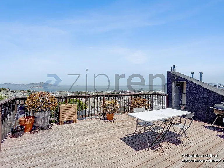 2132 Jones St — Photo 14