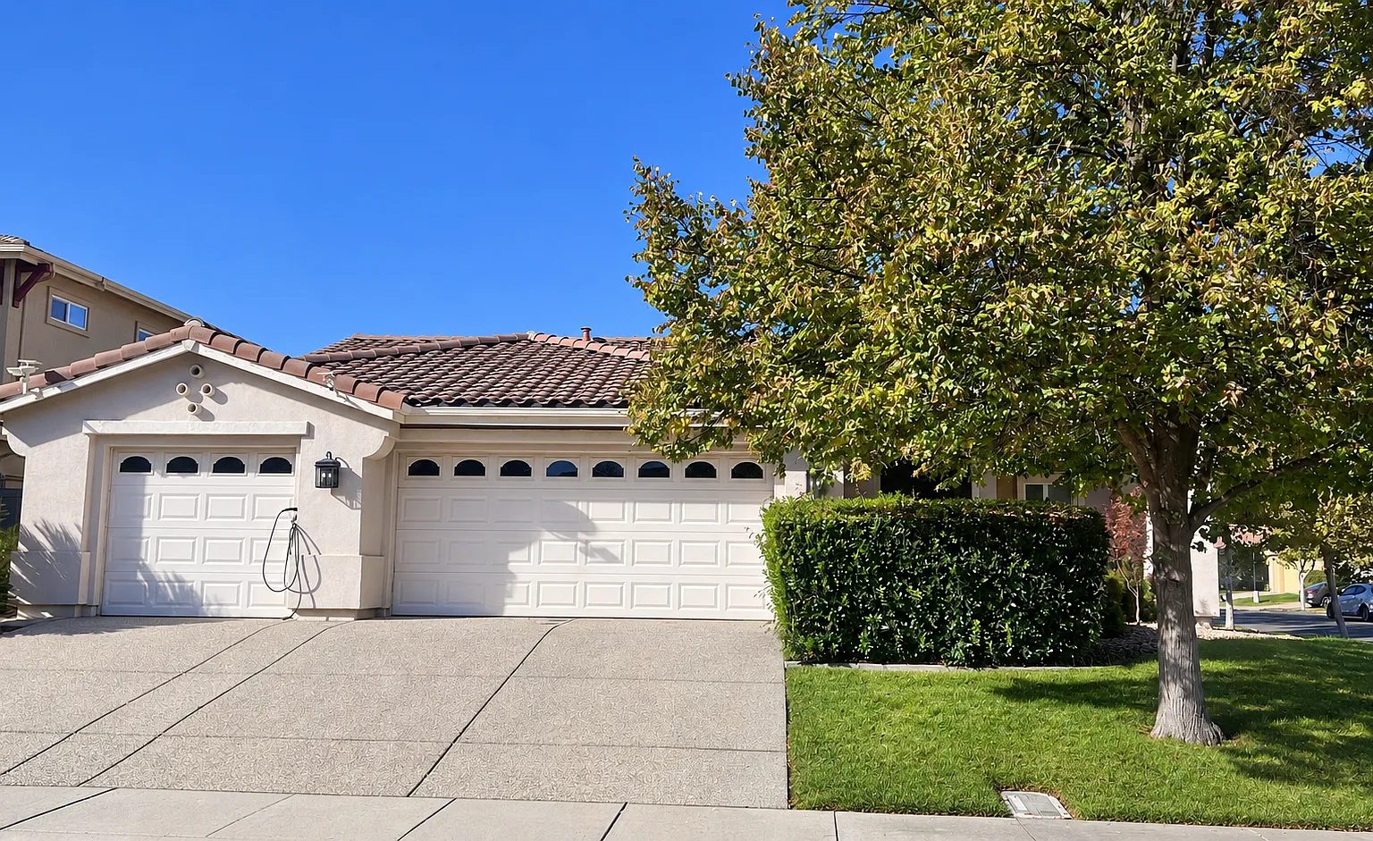 4 bed, 2191 sqft, $3,250 — Photo 1