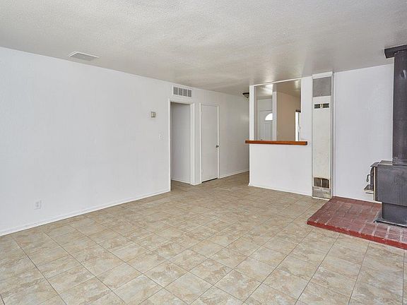 5th image of 16257 Vallejo St