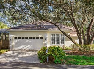 5203 Friar Tuck Ct, Tampa, FL 33647