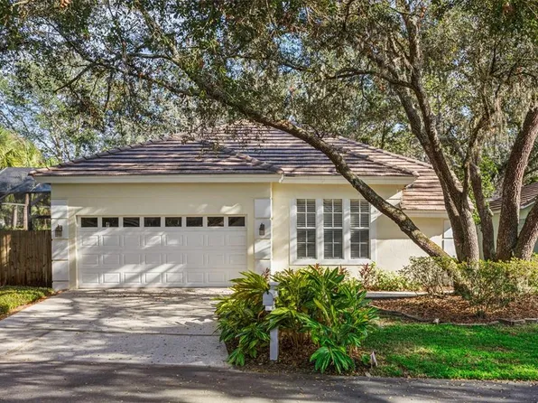 5203 Friar Tuck Ct, Tampa, FL 33647