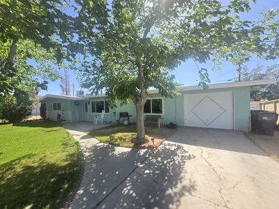 233 S Springside St, Ridgecrest, CA, 93555