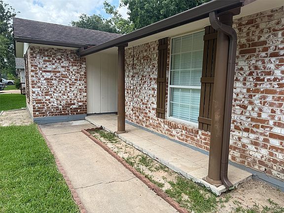 2nd image of 2110 Bentvine Dr