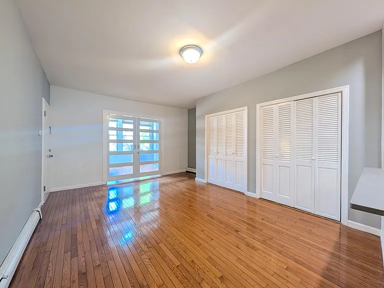 69 Beacon Ave #2 — Photo 6