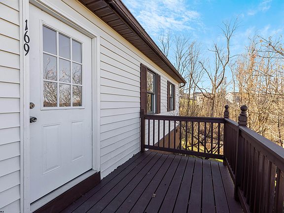 3rd image of 169 E Hillview Dr