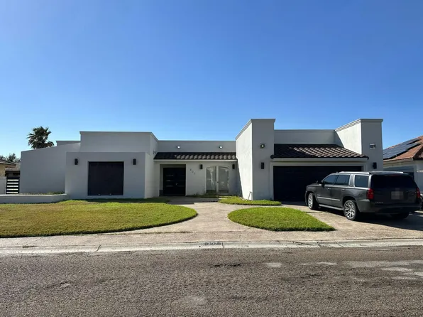 207 Crater Lake Dr, Laredo, TX 78041