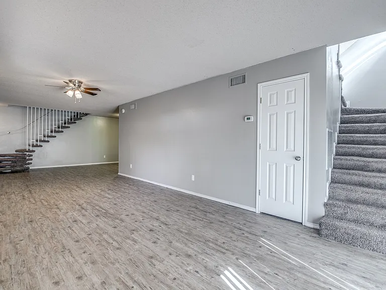 5302 Kenosha Ave — Photo 31