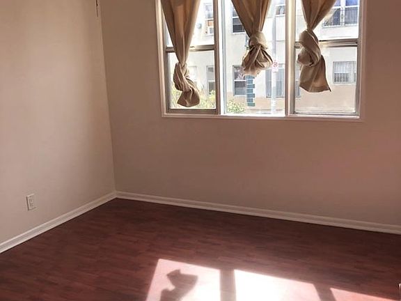 3rd image of 2890 Leeward Ave APT 120