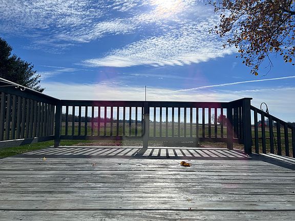 Back deck with gorgeous country views and plenty of privacy