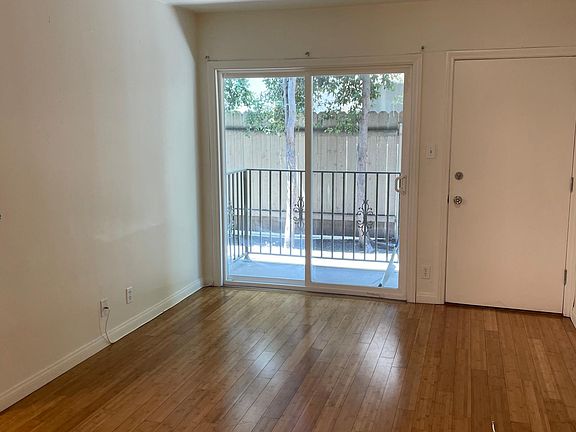 2nd image of 3651 McLaughlin Ave APT 3