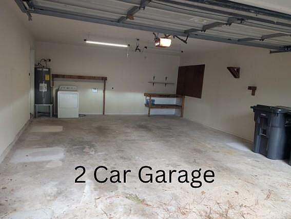 3rd image of 218 Oxford Dr