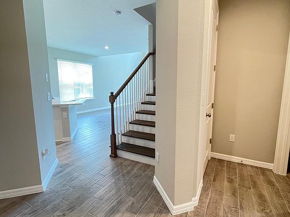 2nd image of 15265 Shady Palms Ln