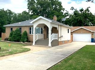 607 W 15th St, Chicago Heights, IL 60411