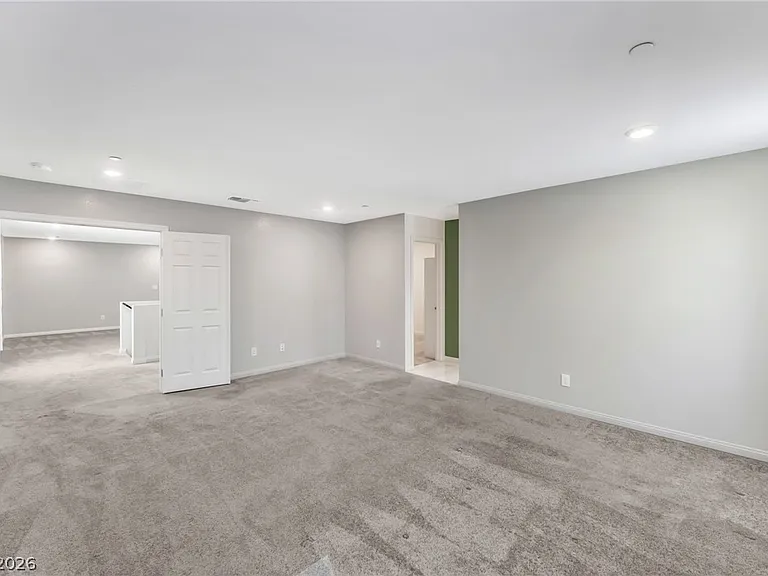 8448 Vulturo Ave — Photo 20
