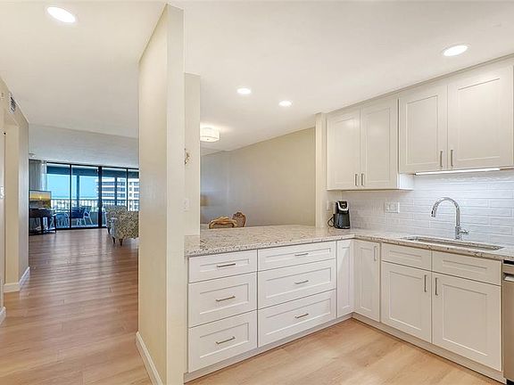 5th image of 5790 Midnight Pass Rd #506