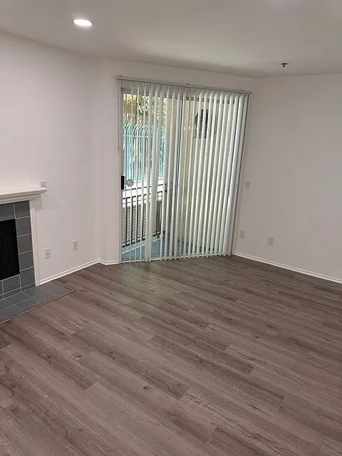 Brentwood Apartments — Photo 3