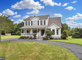 13 Longview Dr, Ocean View, DE 19970