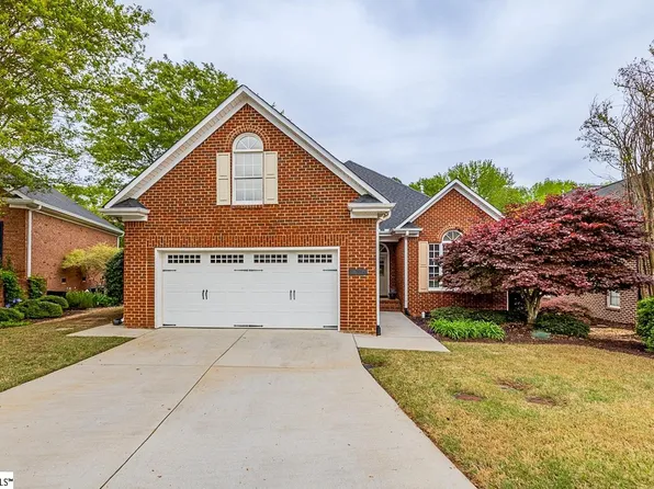 111 Bouchillion Dr, Greenville, SC 29615