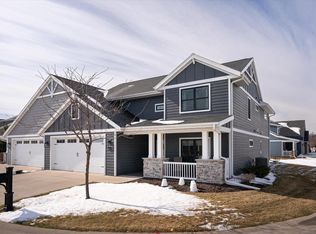 329 River Point, La Crosse, WI 54601
