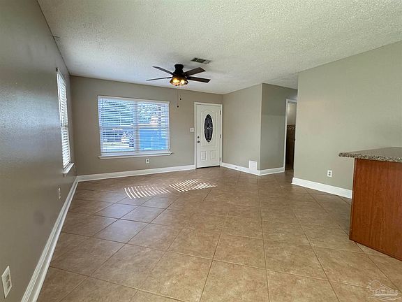 4th image of 5815 Parsons Rd