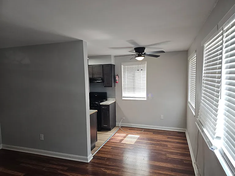 4746 S Capitol Ter SW — Photo 10