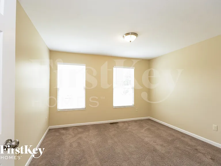 6747 Waverly Park — Photo 13