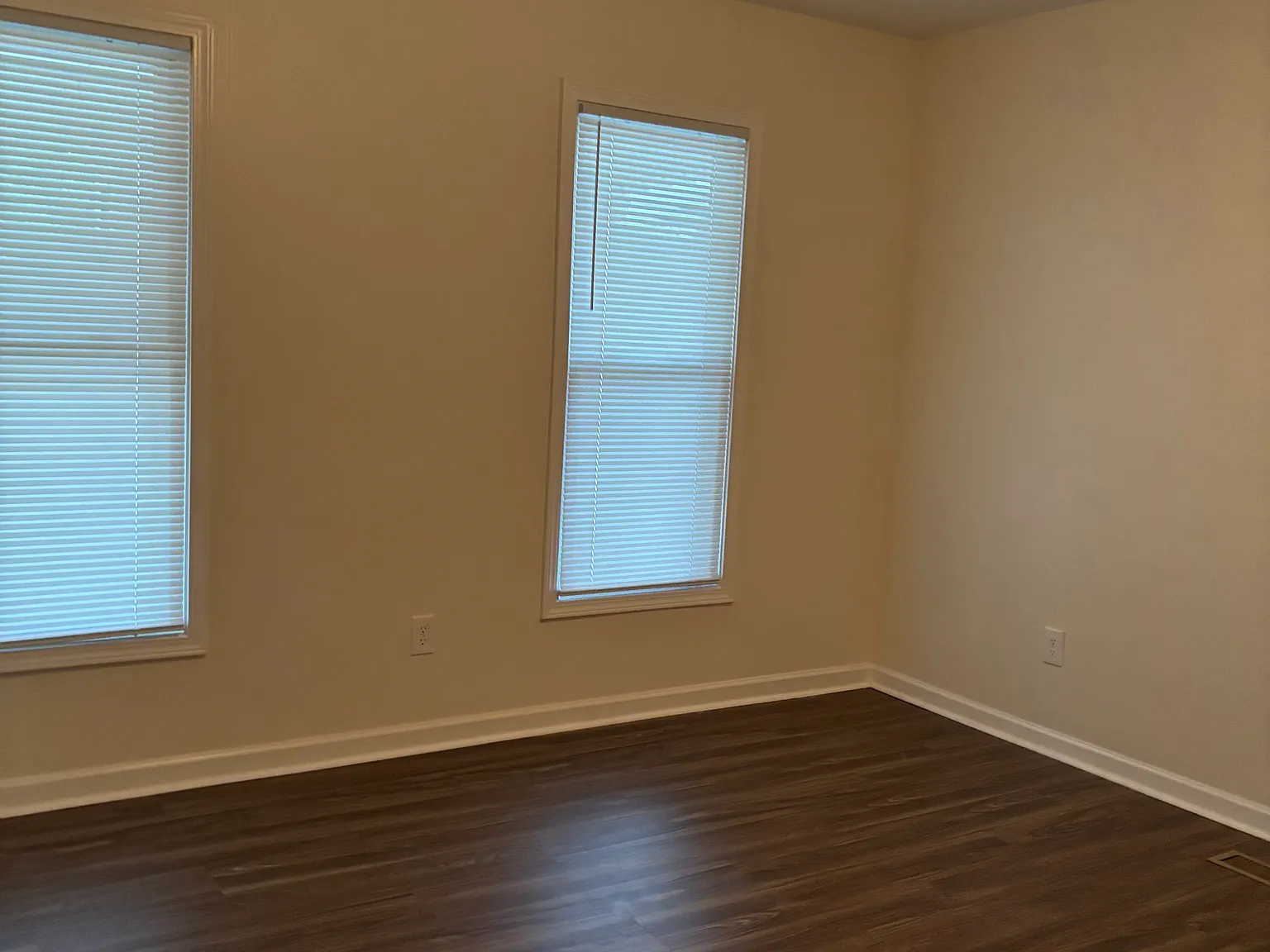2 bed, 1.5 bath, $1,350 — Photo 3
