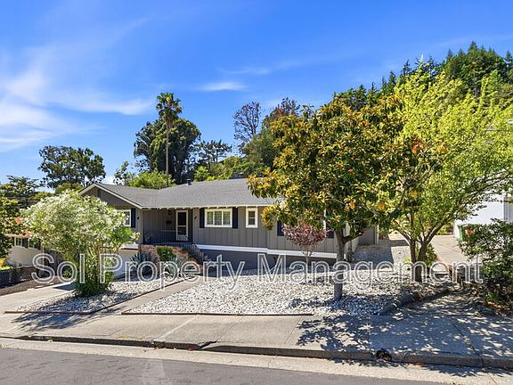 2nd image of 67 Elizabeth Way