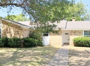 324 Travis Ln, Hewitt, TX 76643