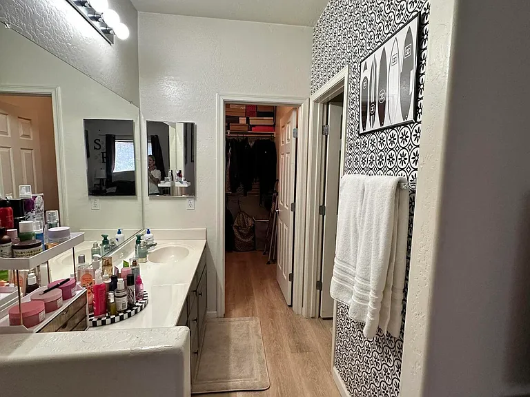 525 N Miller Rd #233 — Photo 13