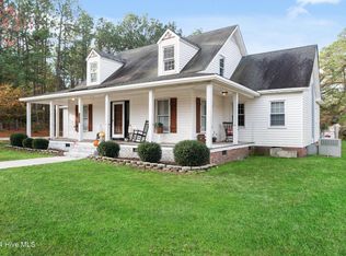 8120 Inverness Cir, Laurinburg, NC 28352