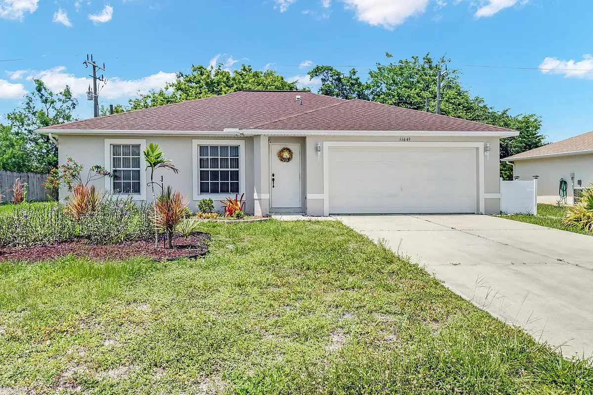 Building Photo - 11649 Forest Mere Dr